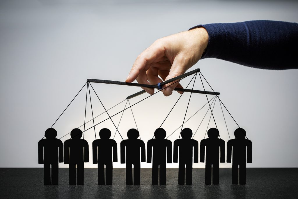 marionette manipulation