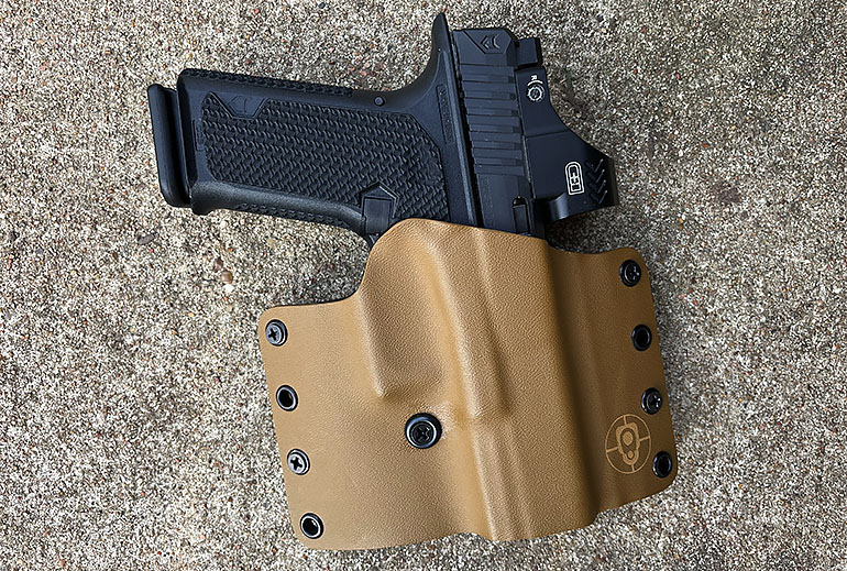 Lone Wolf Dusk 19 9mm pistol