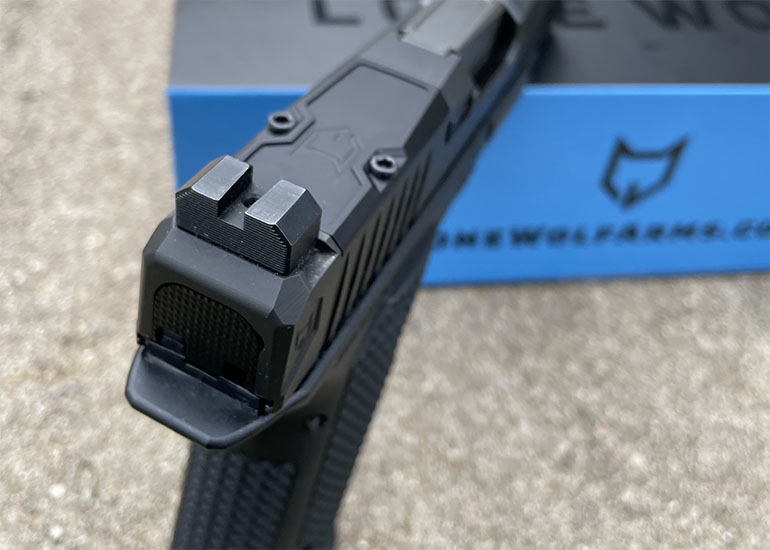 Lone Wolf Dusk 19 9mm pistol