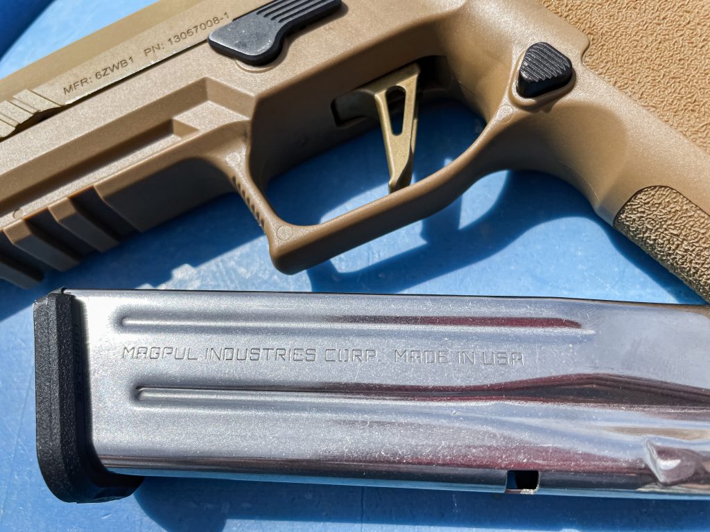 Magpul AMAG 17 SG9 P320 M17 magazine