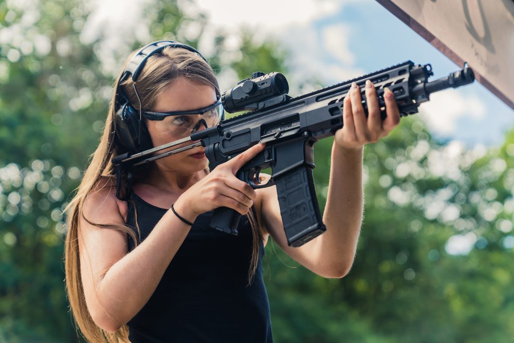 Woman range train AR