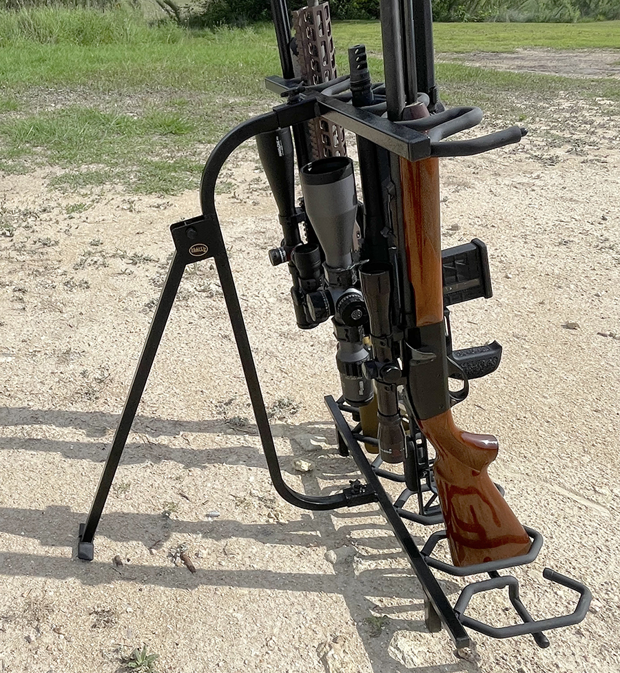 Hold Up Displays folding metal gun rack