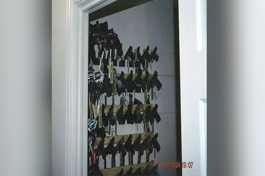 Ohio illegal immigrant 170 guns