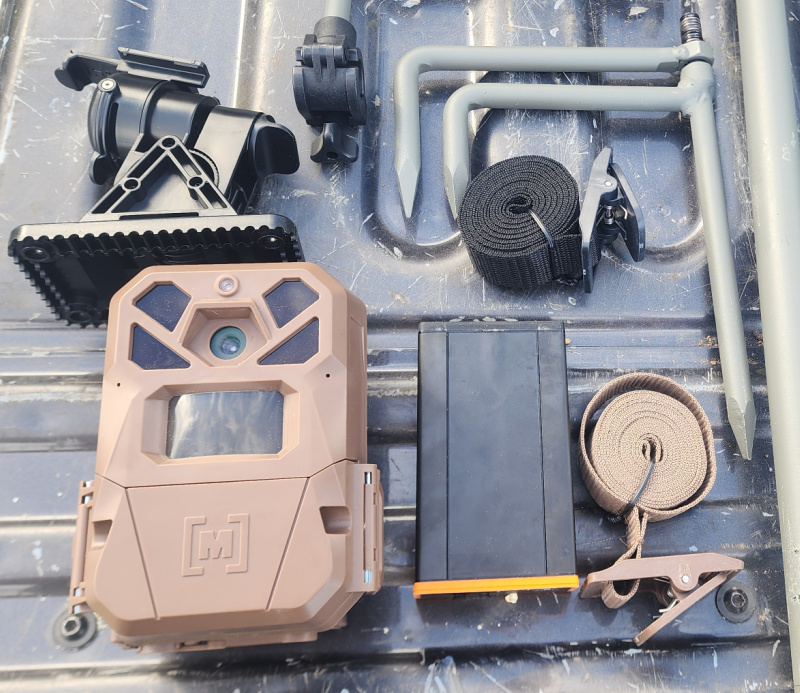 battery pack and trail camera