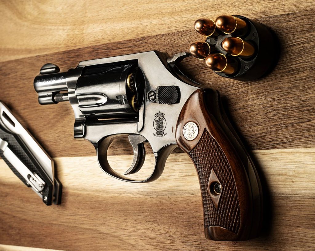 Smith & Wesson no-lock Model 36 revolver