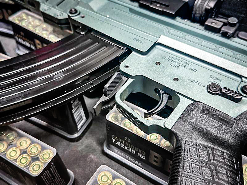 CMMG Mk47 Banshee Mutant rifle