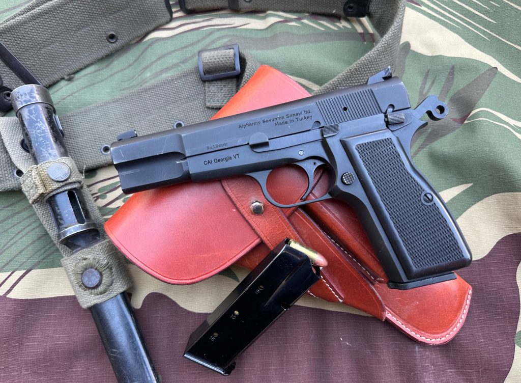 guns of the cold war Browning P-35 H-Power 9mm pistol